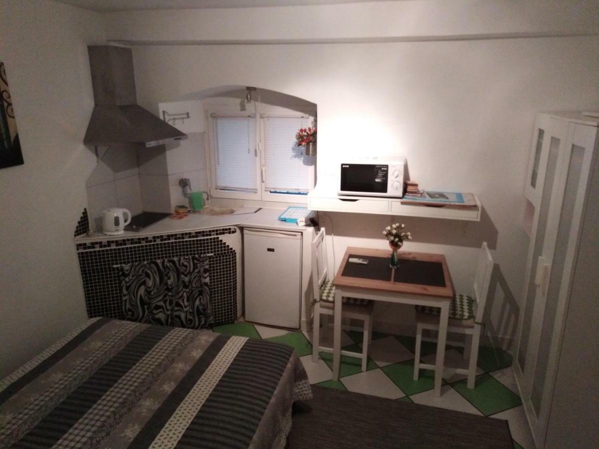 Split Studio Irisha Exteriör bild